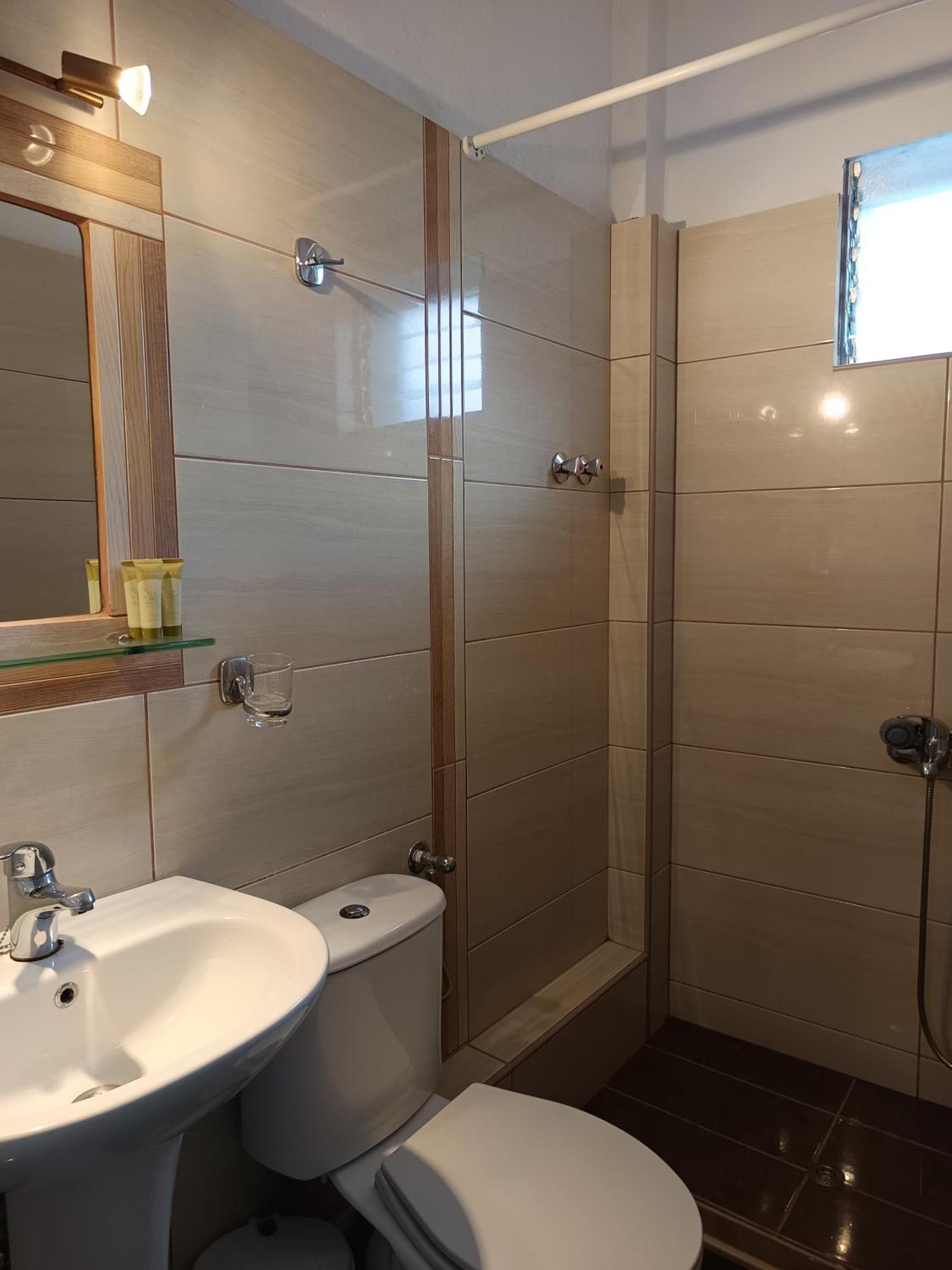 Olga Studios Olympiakí Aktí Kültér fotó
